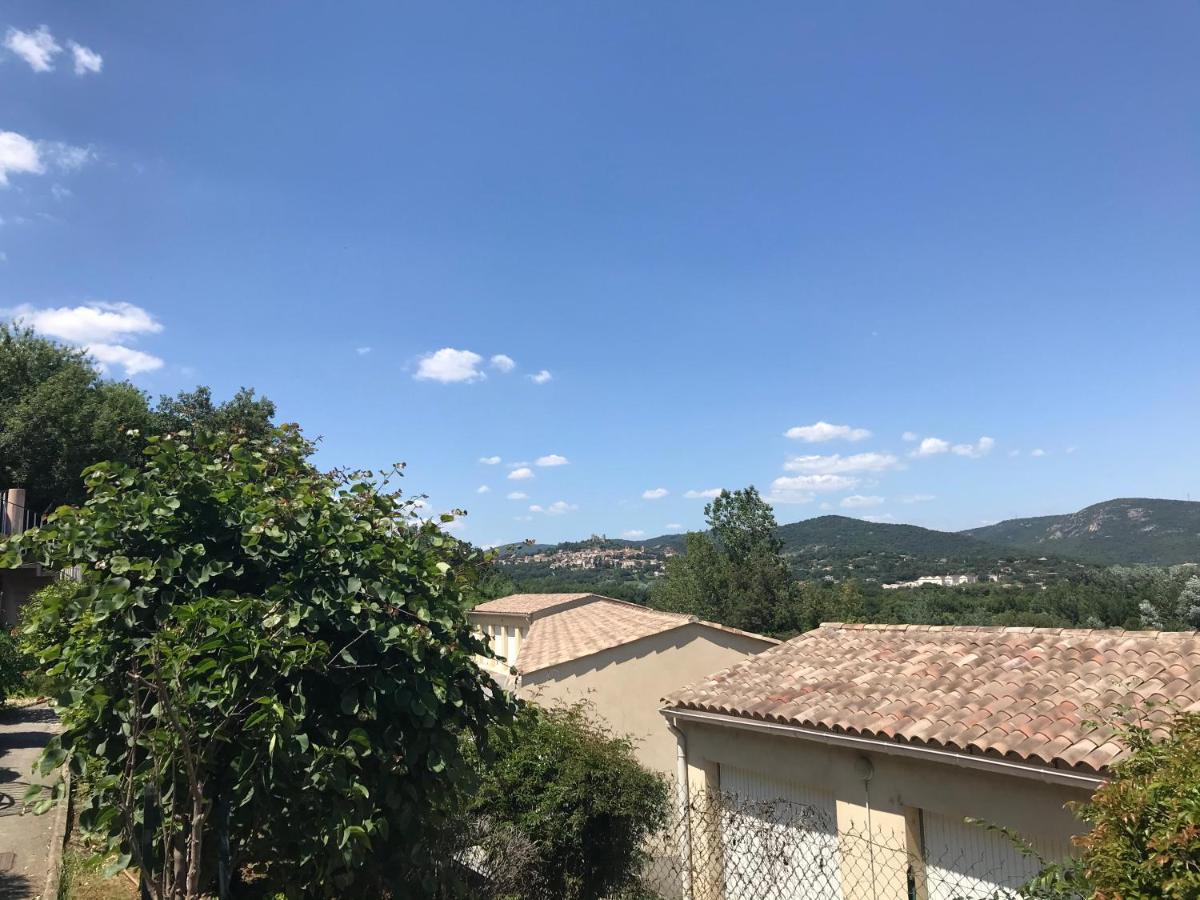 Studio Climatise Piscine Parking - Prix Du Voyageur 2023 Et 2024 ! Merci Cogolin Exterior foto